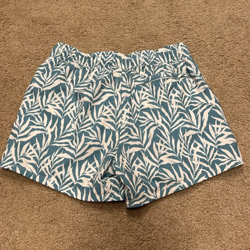 Novel women board shorts. Medium - Picture 4 of 5